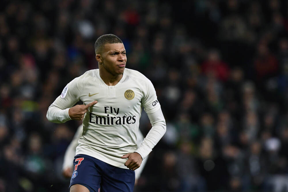 华侨城A：公司将密切跟踪并把握国家及行业相关政策导向